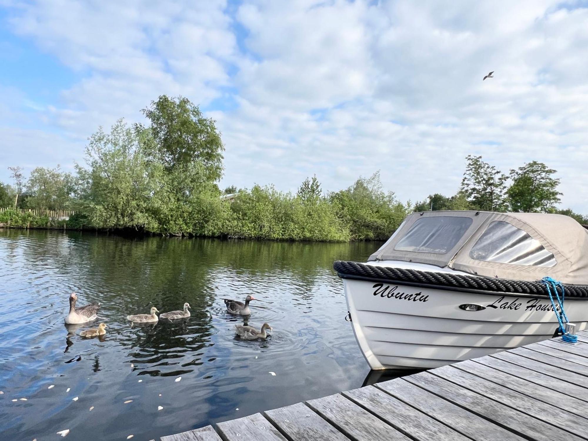New - Private Residence With Sauna - On A Lake Near Amsterdam Vinkeveen Exterior foto